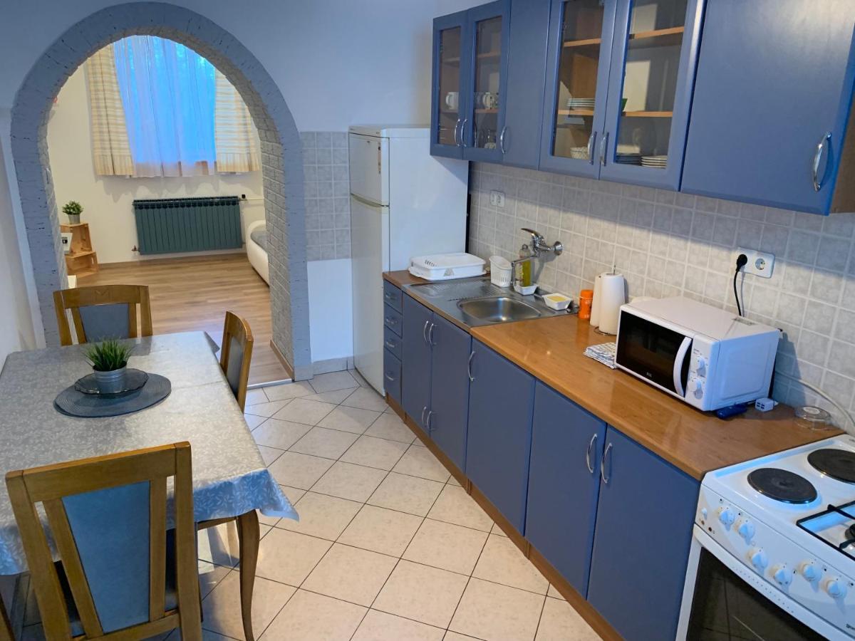 Apartment Crystal Lakes
